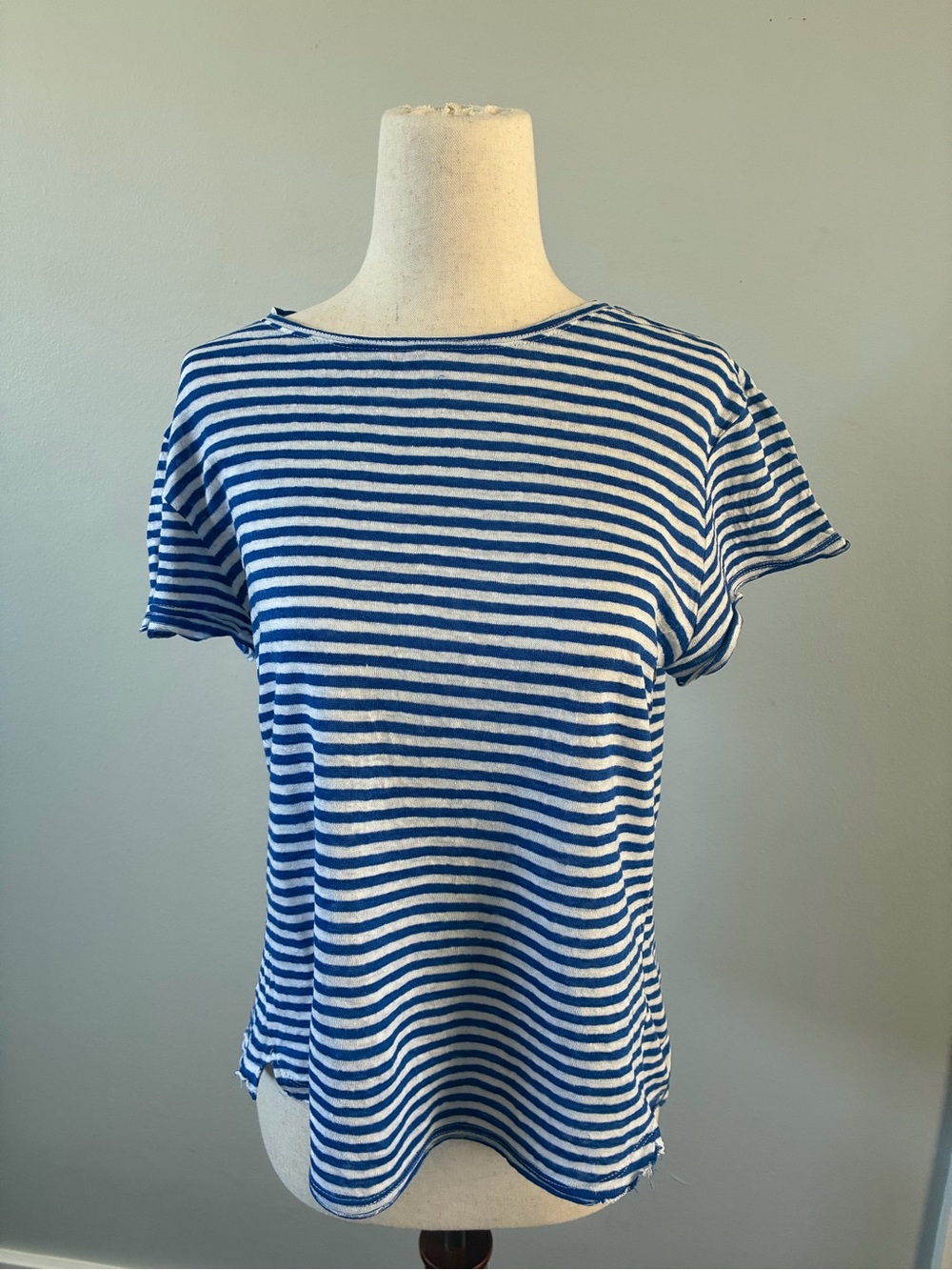 Frame blue and white striped t shirt. Size small.